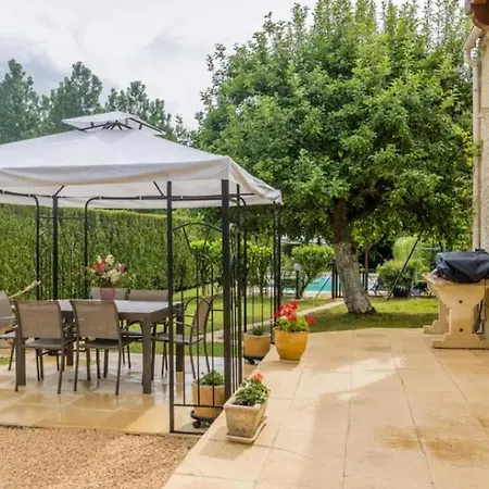Holiday home Chez Lilly *